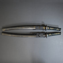 Load image into Gallery viewer, Authentic JAPANESE SAMURAI KATANA SWORD WAKIZASHI YOSHIHIRO 吉広 w/NBTHK HOZON PAPER w/KOSHIRAE ANTIQUE