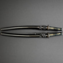 Load image into Gallery viewer, Authentic JAPANESE SAMURAI KATANA SWORD WAKIZASHI KOZORI 小反り w/NTHK CERTIFICATE ANTIQUE