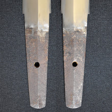 Load image into Gallery viewer, Authentic JAPANESE SAMURAI KATANA SWORD TANTO DAGGER KANENAGA 兼永 w/NTHK CERTIFICATE ANTIQUE