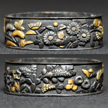 Load image into Gallery viewer, Authentic JAPANESE SAMURAI KATANA SWORD WAKIZASHI KOZORI 小反り w/NTHK CERTIFICATE ANTIQUE