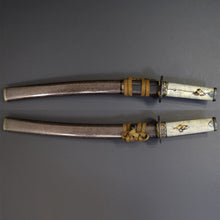 Load image into Gallery viewer, Authentic JAPANESE SAMURAI KATANA SWORD WAKIZASHI HIDENOBU 秀信 signed w/NBTHK HOZON PAPER ANTIQUE